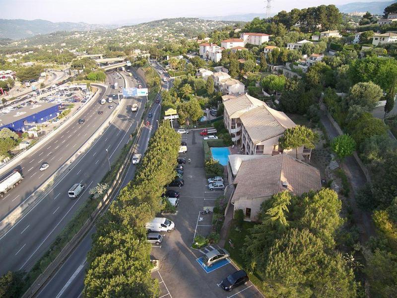 Ibis Budget Cannes Мужен Экстерьер фото