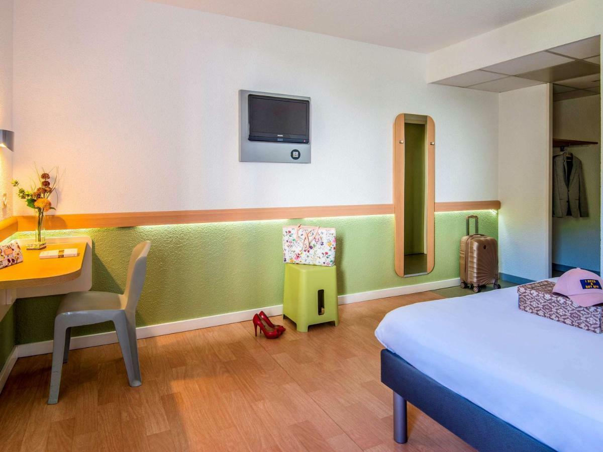 Ibis Budget Cannes Мужен Экстерьер фото
